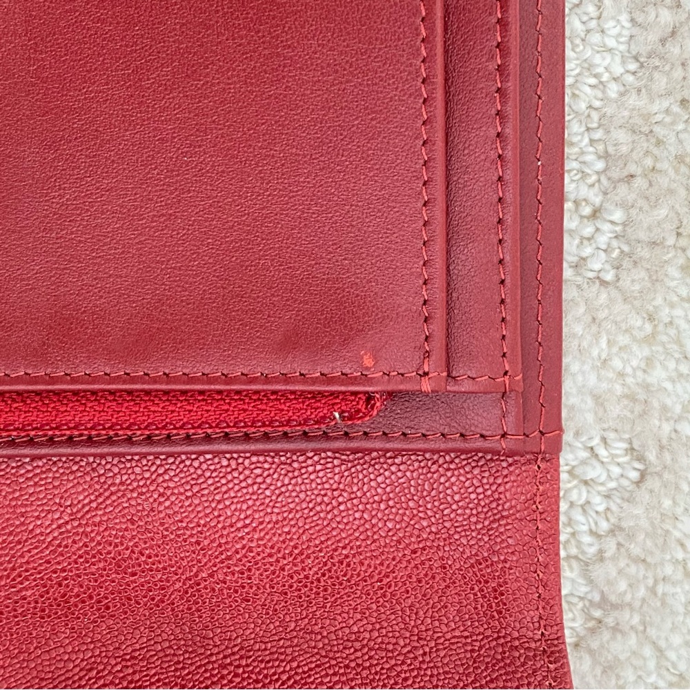 CHANEL🍒Red Quilted Trifold wallet with Gold Accent - Picture 16 of 16
